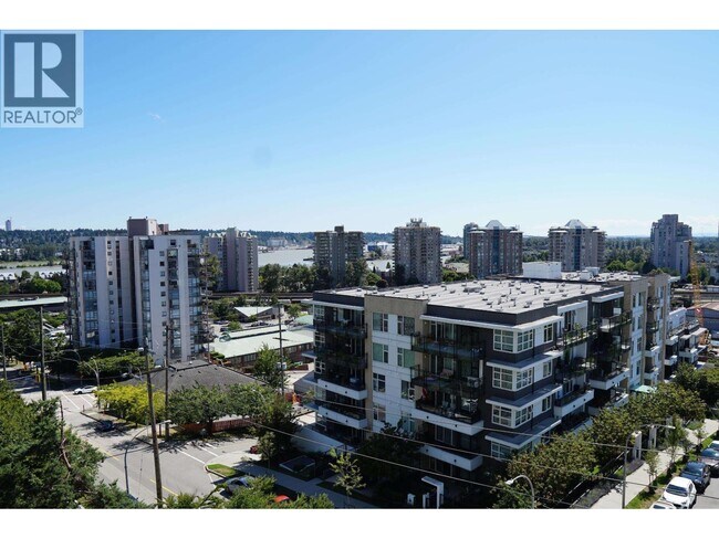 Photo du bâtiment - 121 10th St