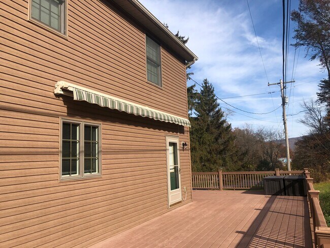 Building Photo - 294 Neff Rd