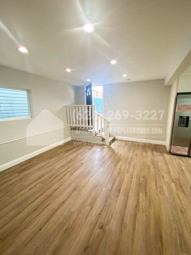 Building Photo - 1333 87th Ave