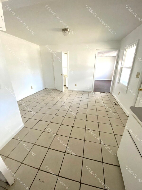 Foto del edificio - 1220 Mackinaw St