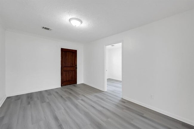 Foto del edificio - 214 N Hagerman St