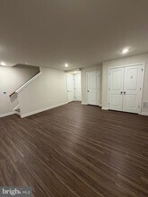 Building Photo - 7 Moran Pl