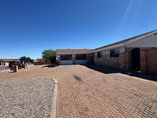 Foto del edificio - 4664 Citadel Dr