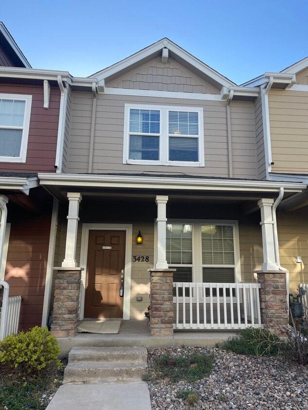 3428 Kingfisher Nest Grove, Colorado Springs, CO 80916 House Rental