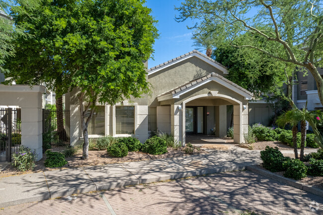 Leasing Office - The Carlyle Apartment Homes