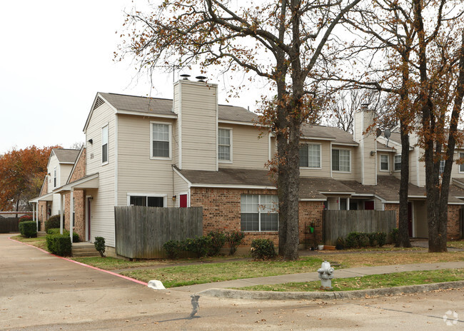 Radford Place - Radford Place Townhomes