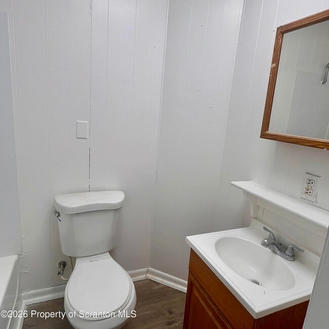 Foto del edificio - 416 W Lackawanna Ave