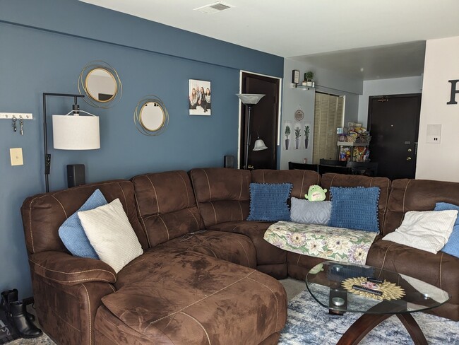 Foto del edificio - 1703 W Mansard Ln