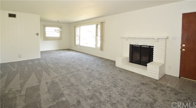 Building Photo - 650 E Comstock Ave