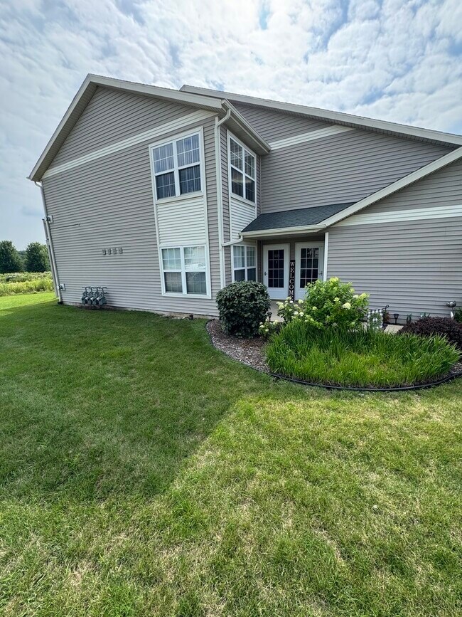 Foto del edificio - 921 Kelly Ln