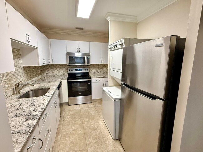 Foto del edificio - 20920 Sedgewick Dr