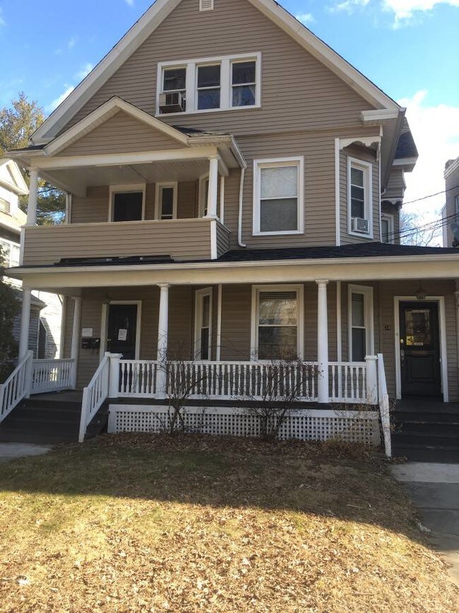19 Westland St Unit 3 Hartford Ct 06120 Apartment For Rent In Primary Photo 19 Westland St