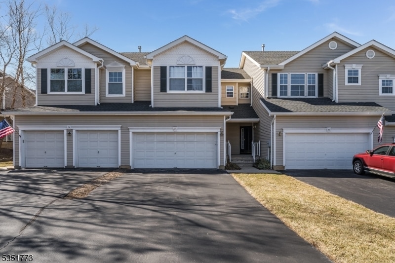 Foto principal - 52 Rolling Hill Rd