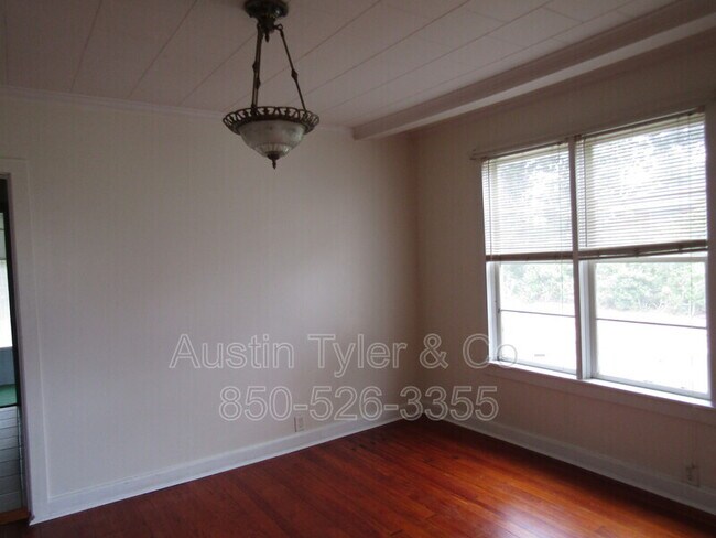 Building Photo - 4317 6th Ave