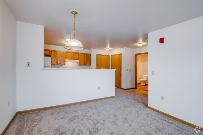 1 BR, 1 BA - 674SF - Algonquin Manor Senior Apartment Homes