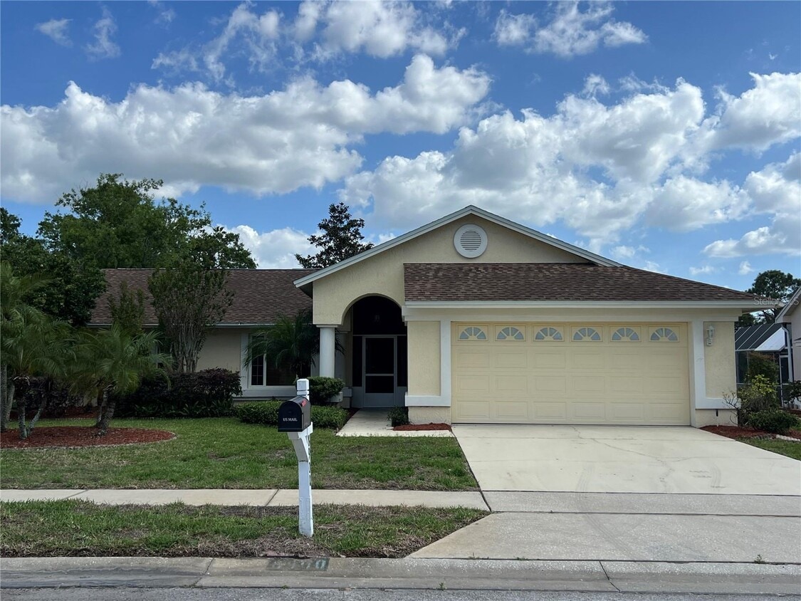 Primary Photo - 8900 Keats Dr