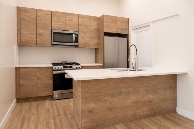 Foto del edificio - 4774 Bancroft St