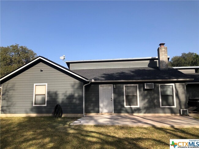 Building Photo - 109 Twin Oak Rd