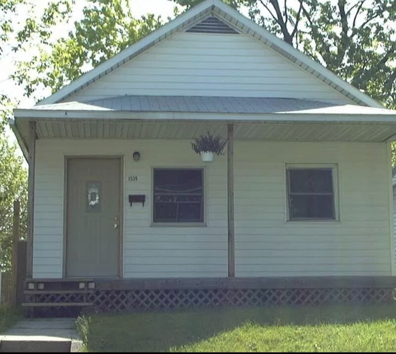 Foto principal - 1539 Oak St