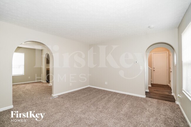 Building Photo - 391 Oak Village Dr