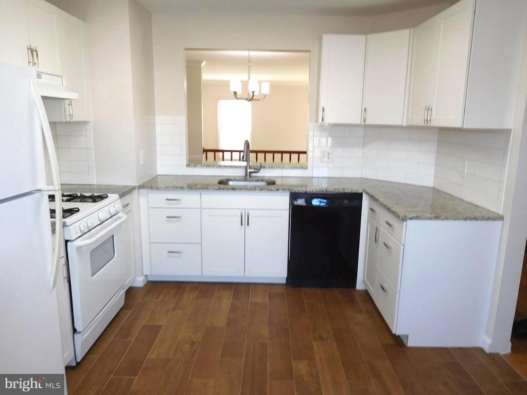 7275 Worsley Way, Alexandria, VA 22315 Townhome Rentals in Alexandria