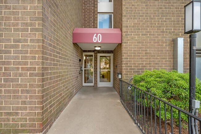 Foto del edificio - 60 S Van Dorn St