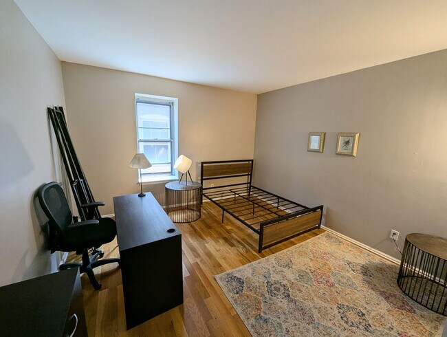 Foto del edificio - Fully Furnished Shaw Sanctuary