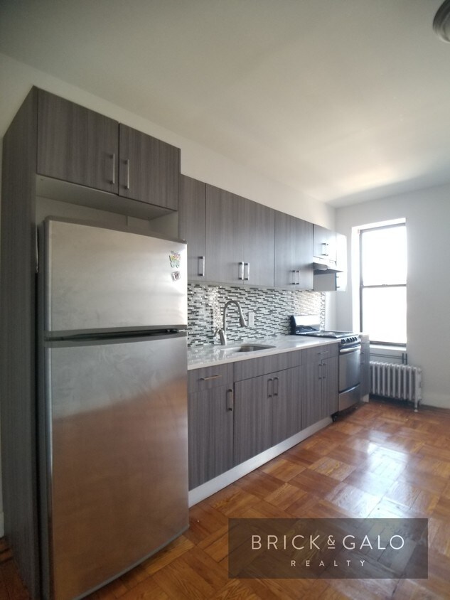 Foto del edificio - 1730 Carroll St