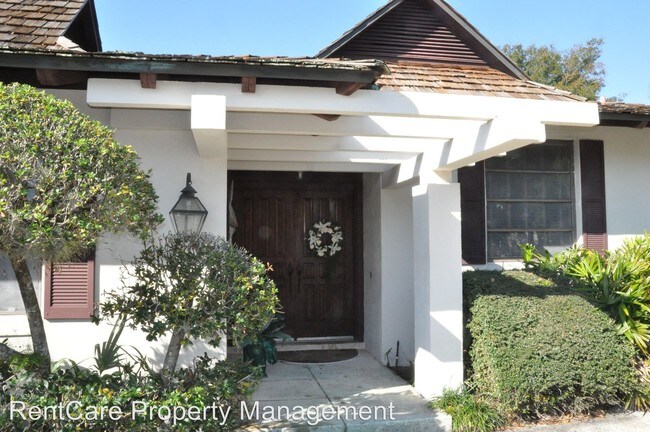 Building Photo - 9040 Bay Hill Blvd