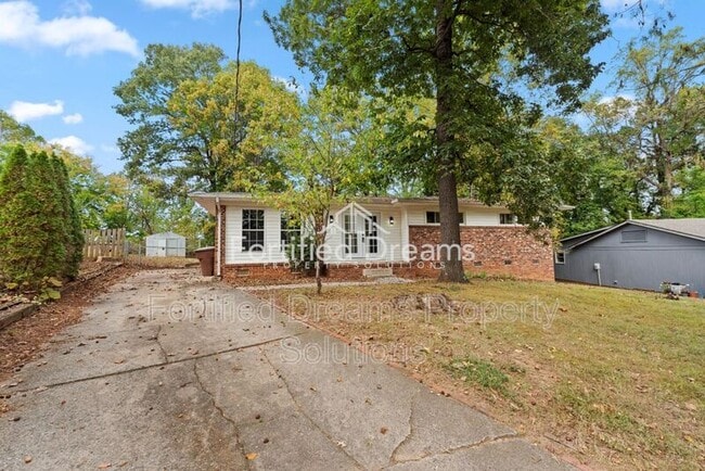 Foto del edificio - 1806 Heilwood Dr