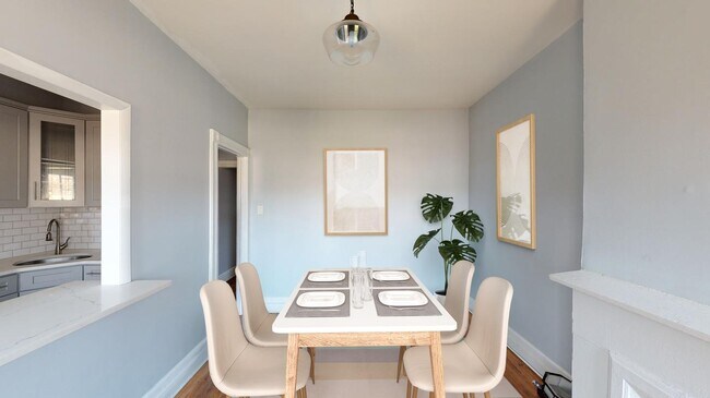 Building Photo - Beautifully renovated Bushwick apartment b...