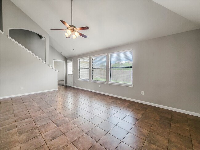 Foto del edificio - 18428 Sunrise Oaks Ct