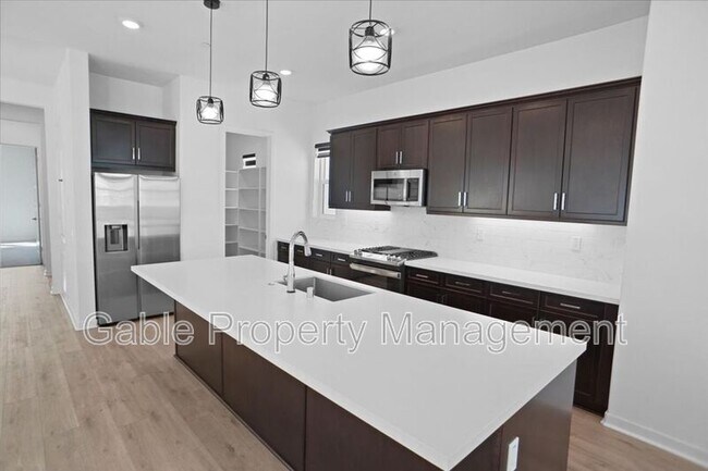 Foto del edificio - 27468 Flycatcher Pl