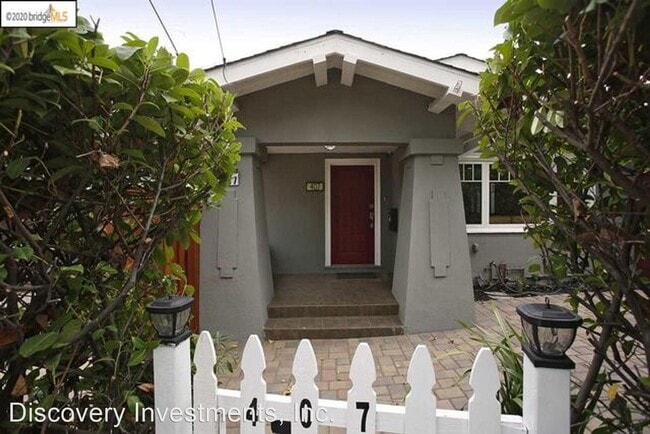 Building Photo - 3 br, 3 bath House - 407 Moraga Avenue