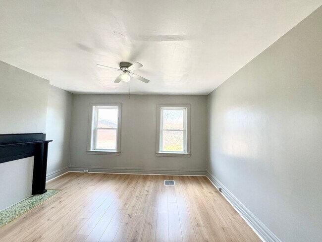 Foto del edificio - 504 1/2-506-508 Peebles St