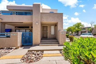 Building Photo - 7956 E Colette Cir