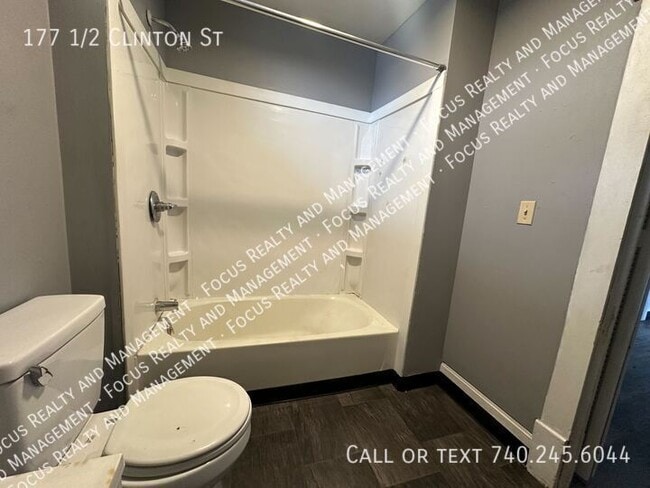 Building Photo - 177 1/2 Clinton St-