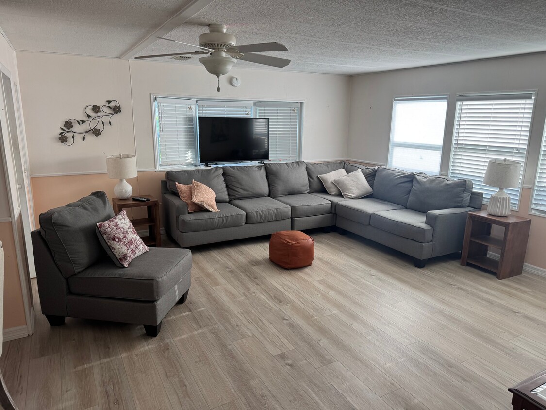 Photo - 469 Needle Palm (Largo, FL)