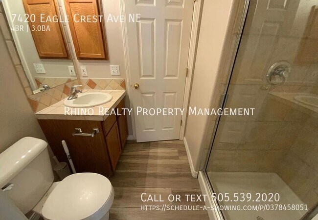 Foto del edificio - 7420 Eagle Crest Ave NE