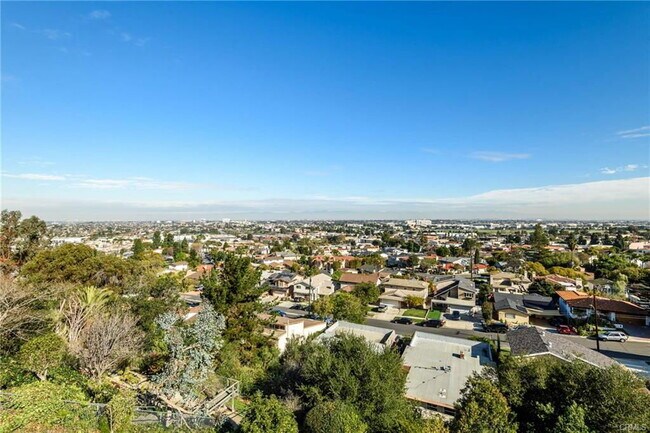 Foto del edificio - 3923 Mesa St