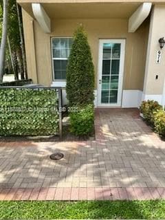 Building Photo - 970 SW 147th Ave