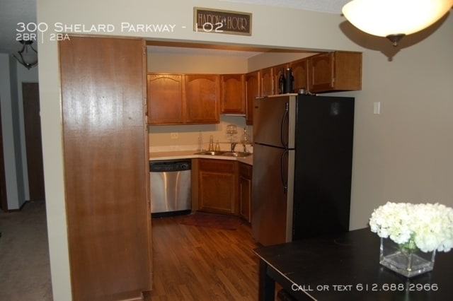Building Photo - 300 Shelard Pkwy