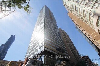 Building Photo - 15-3515 Grenville St