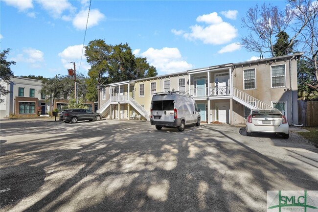 Building Photo - 702 Tattnall St