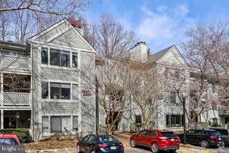 Building Photo - 2222 Hunters Run Dr