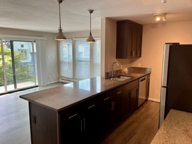 Building Photo - Aprea View Condominiums ~ Capitol Hill