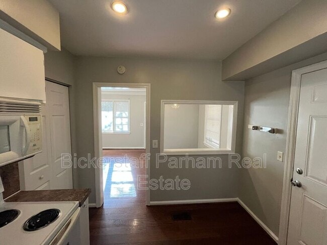 Foto del edificio - 2919 W Britt David Rd