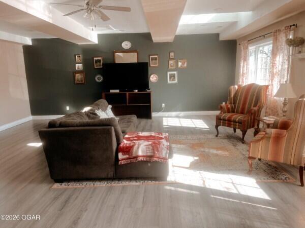 Foto del edificio - 8464 Carver Rd
