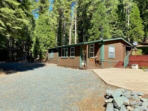Building Photo - 27395 Chaparral Dr