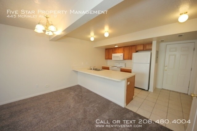 Building Photo - 445 McKinley Ave